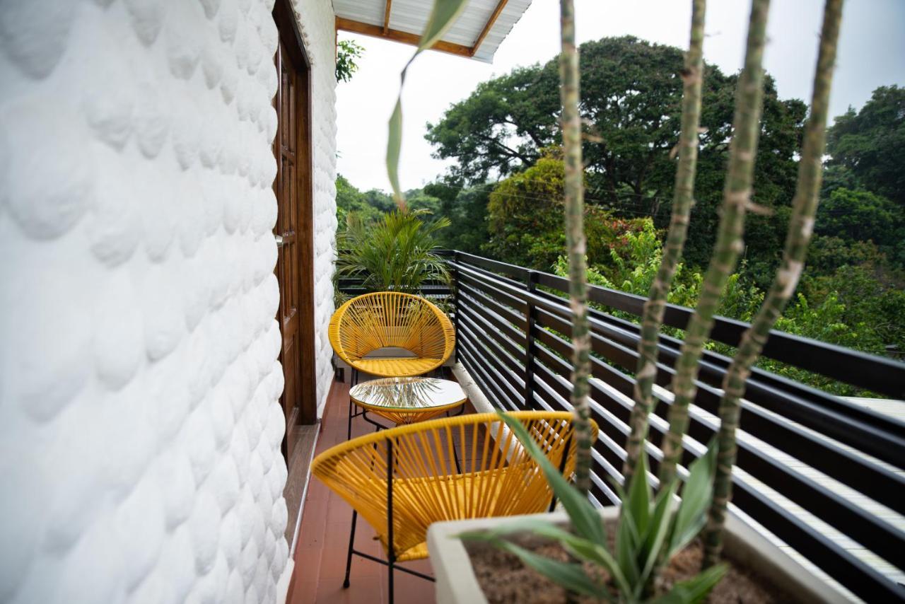 Hotel On The Rock Minca Exterior photo
