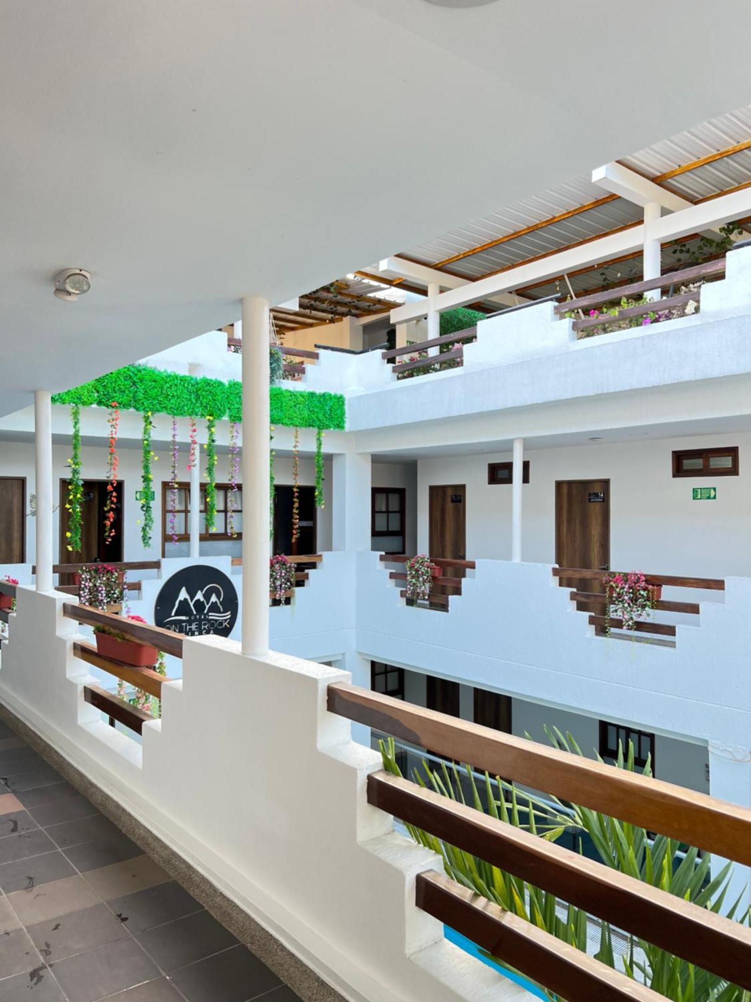 Hotel On The Rock Minca Exterior photo